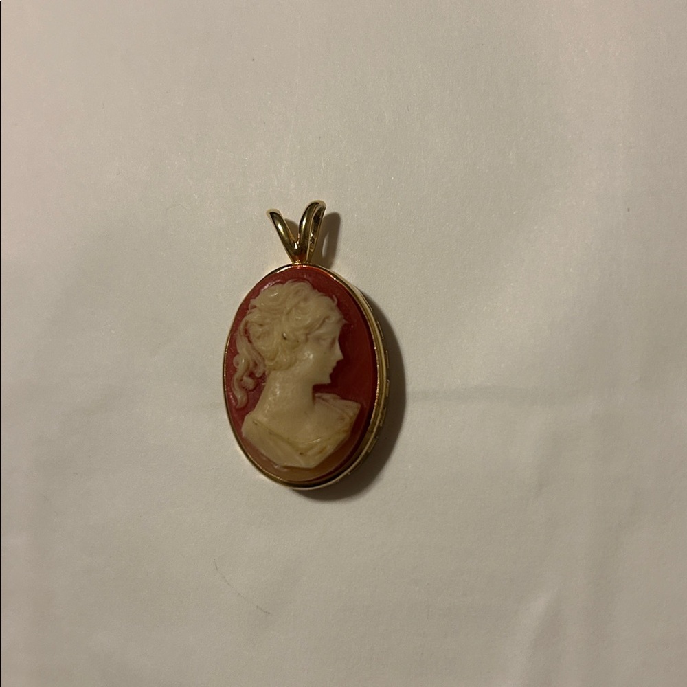 Cameo pendant - Picture 3 of 4